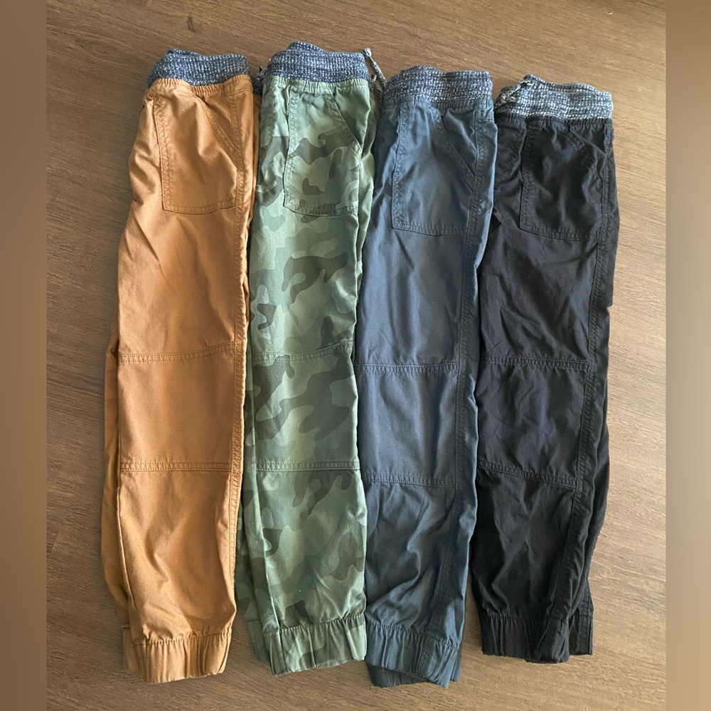 4 pairs- Jumping Beans cotton joggers size 7